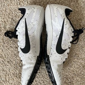 New Nike Zoom Rival S Woman's size 8.5
🏃‍♀️ Running 🏃‍♀️ Sprints